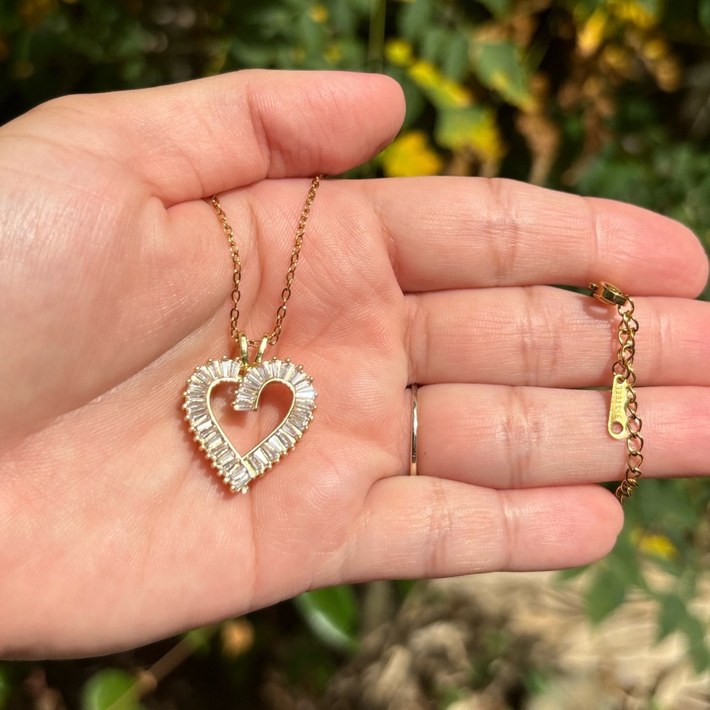 18K Gold Plated Stainless Steel Diamond Heart Necklace